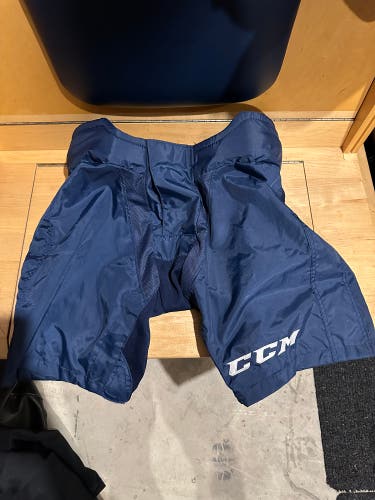 Florida Panthers CCM Shell & Gloves