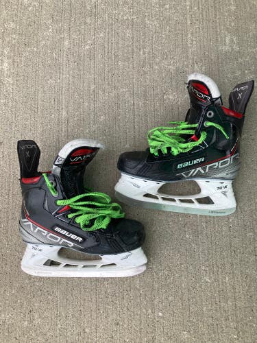 Junior Bauer Vapor X Shift Pro Hockey Skates Regular Width Size 3.5 (Used)