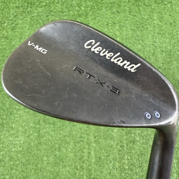 Cleveland RTX-3 V-MG Black Gap Wedge 50 10 Dynamic Gold Wedge Flex 35.25
