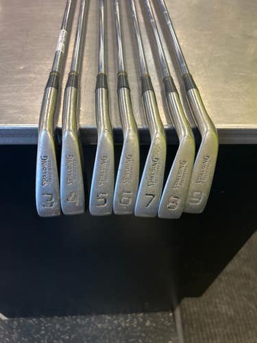 Used Spalding DOT PLUS Mens Iron Set RH 3I-9I 11339-S000191055