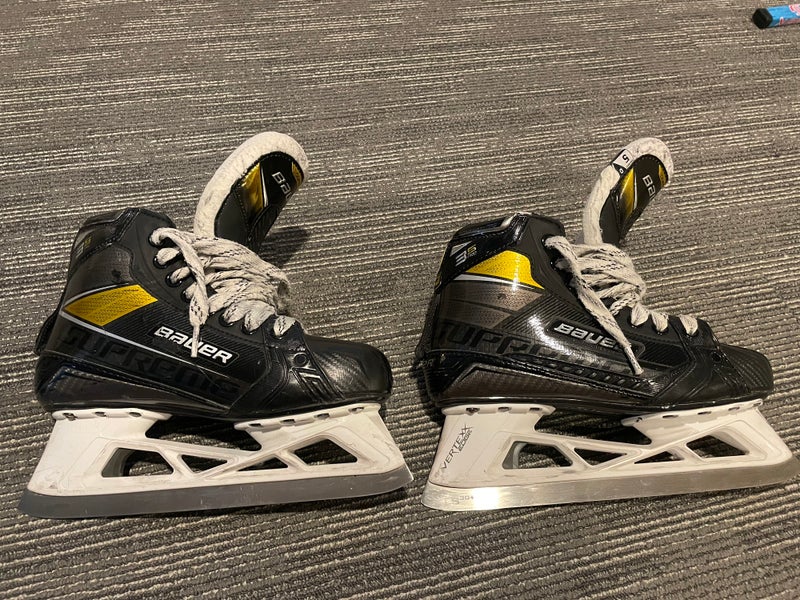 Bauer Supreme 3S pro Hockey Goalie Skates Regular Width  Size 5 (Used)