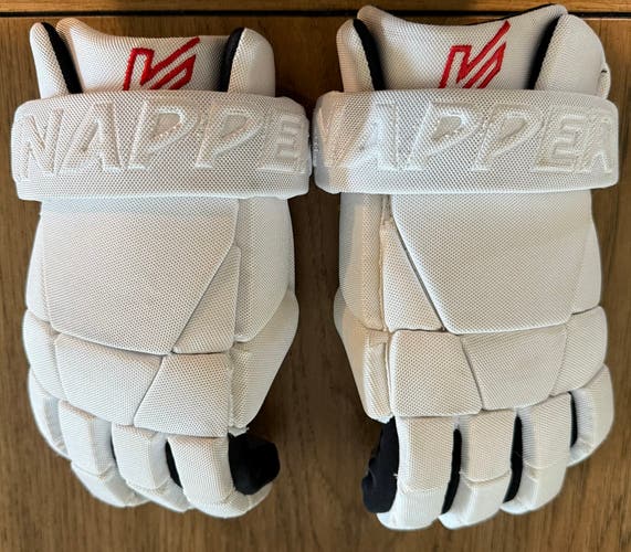 Knapper Ball/Dek Hockey Gloves