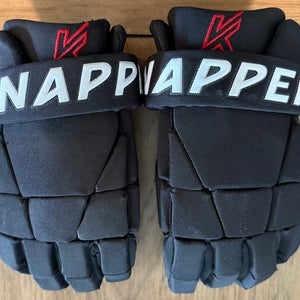 Knapper Ball/Dek Hockey Gloves