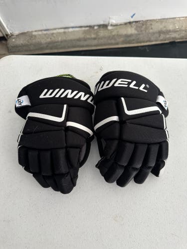 Winnwell AMP500 Gloves 11" (Used)