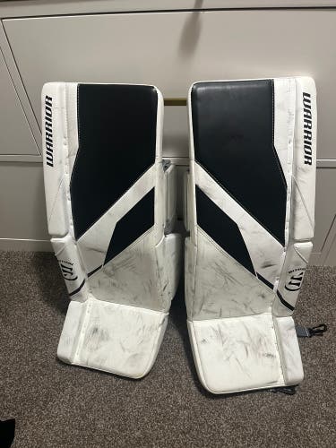 26"  2024 Warrior Ritual G7 Goalie Leg Pads (Used)