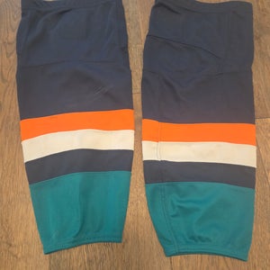 Blue Youth Medium California Wave Socks (Used)