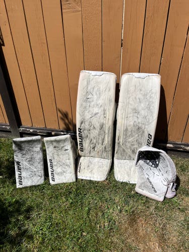 35"  Bauer Mach Regular Goalie Full Set