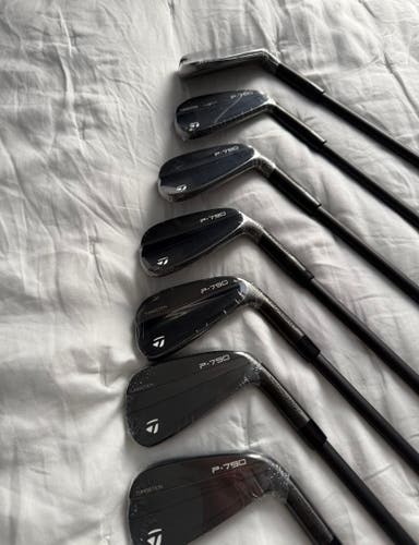 Men's 2024 TaylorMade P-790 Black Right Handed Iron Set 7 Pieces Steel Shaft (New)