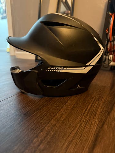 Medium/Large Easton Elite X Batting Helmet (Used)
