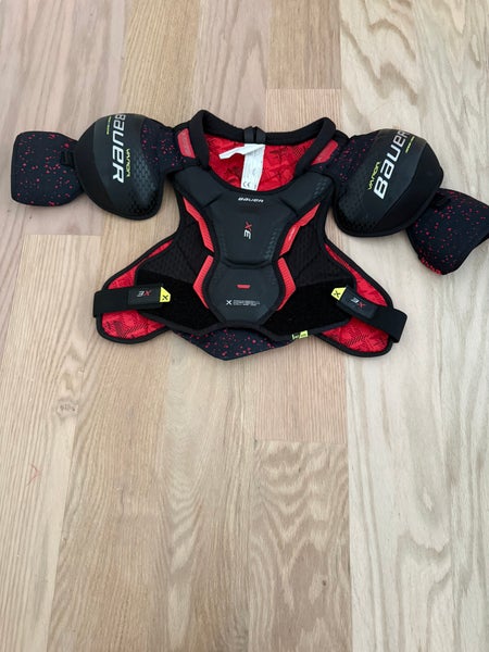 Intermediate Medium Bauer Vapor 3X Shoulder Pads  (Used)