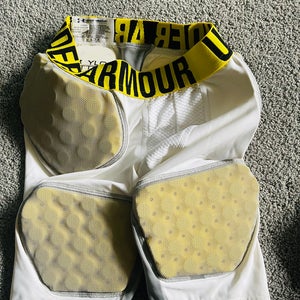 Large Padded Girdle Youth Under Armour (New)