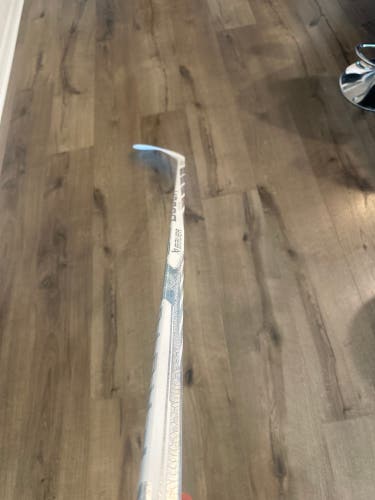 Senior Bauer Proto-R Right Handed Hockey Stick P92 (New)