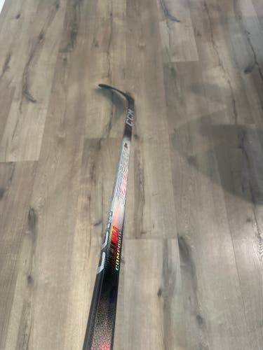 Senior CCM Jetspeed FT8 Pro Right Handed Hockey Stick P28 (New)