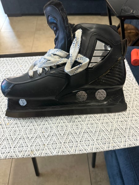 True One Piece Goalie Skates Pro Stock 9 (Used)
