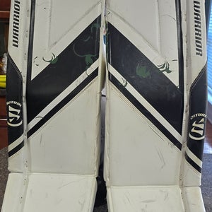 28" Warrior Ritual G6 E+ Goalie Leg Pads (Used)