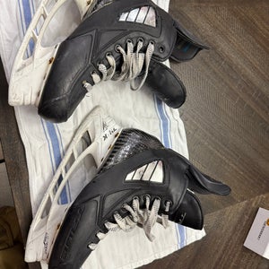 True Pro Custom Hockey Skates  7.5 (Used)