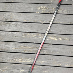 Used Senior Right Handed Bauer Nexus 2N Pro XL Hockey Stick (P28, 95 Flex) - READ DESCRIPTION