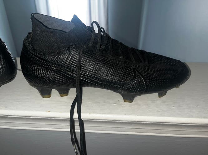 Men's Size M 10.0 (W 11.0) Nike Mercurial Superfly Cleats (Used)