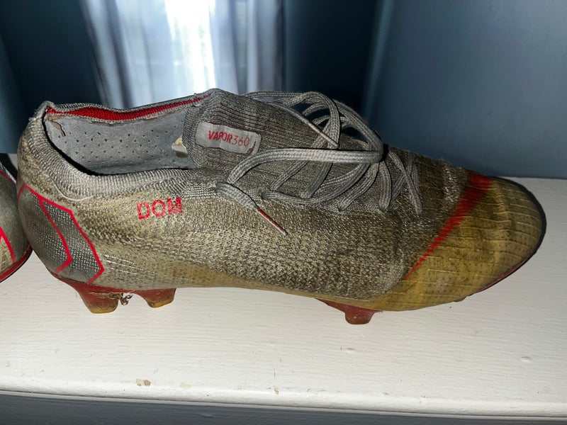 Men's Size M 10.0 (W 11.0) Nike Mercurial Vapor Cleats (Used)