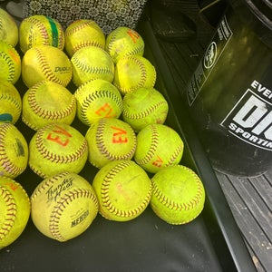 Set of 20 - 12” softballs in bucket