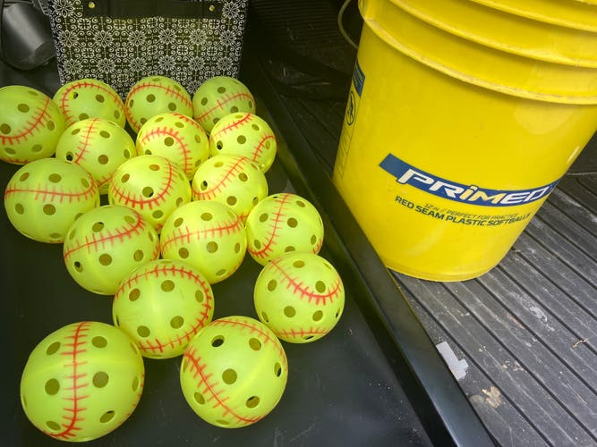 17 Plastic practice 12” softballs