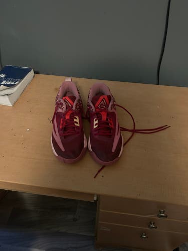 Men's Size M 8.5 (W 9.5) Nike Shoes (Used)
