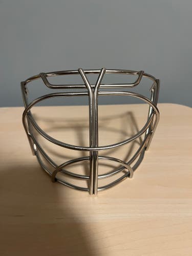 Bauer 960 Senior Cat Eye Cage (Non-certified)