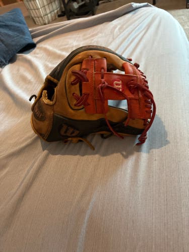 Wilson RH Infield A2000 1786 Baseball Glove 11.5" (Used)