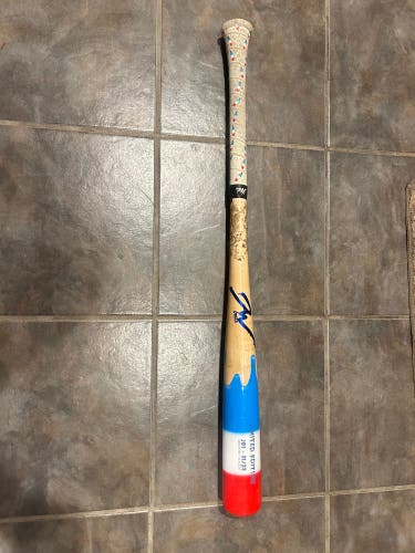 Unknown Brand Custom Bat  (-8) 23 oz 31" (Used)