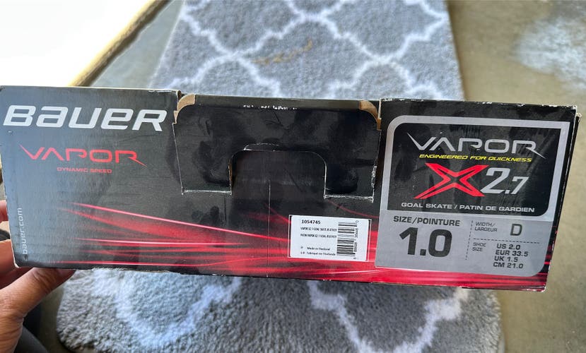 Bauer Vapor X2.7 Hockey Goalie Skates Regular Width Size 1 (Used)