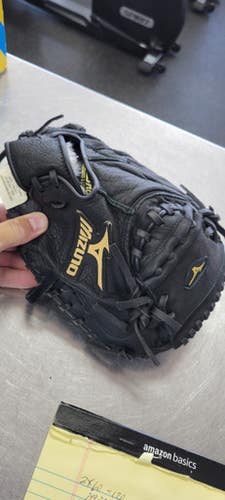 Used Mizuno PROSPECT GXC 112 BB/SB Catchers RH Throw Black 31 1/2" 11497-S000150597