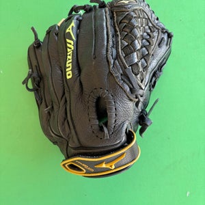 Black Mizuno Power Close RH Softball Glove 12"