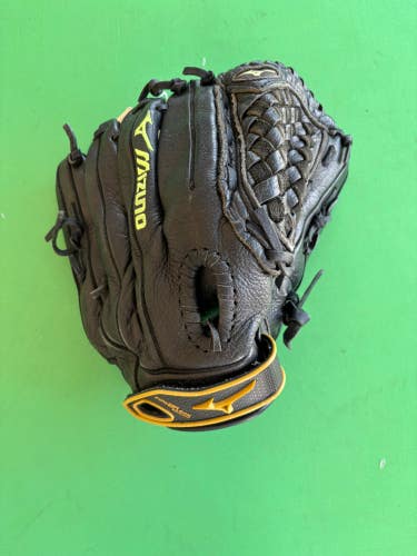 Black Mizuno Power Close RH Softball Glove 12"