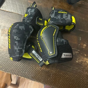 Medium Youth Bauer Supreme Mach Elbow Pads (Used)