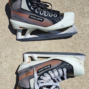 Bauer Performance Hockey Goalie Skates Size 5 (Used)