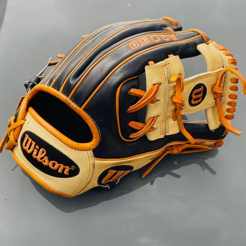 Wilson A2000 JA27 GM Jose Altuve 11.5 infield baseball glove