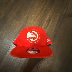 Red Atlanta hawks Basketball SnapBack One Size Fits Most Hat (New)