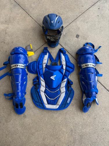 New Intermediate Easton Pro X Catcher's Set