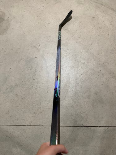 Senior CCM Jetspeed FT8 Pro Right Handed Hockey Stick P28 (New)