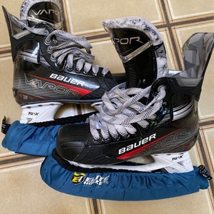 Bauer Vapor 3X Hockey Skates Regular Width 6 (Used)