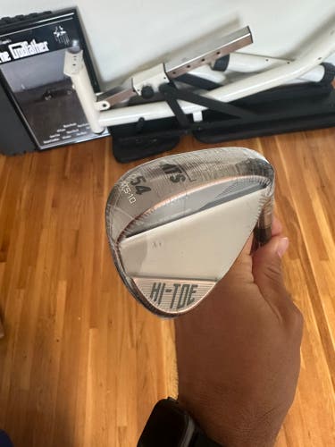 TaylorMade High Toe 4 54 Degree Golf Wedge