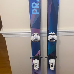 Unisex 2021 Praxis Slugger All Mountain 165 cm Praxis Skis With Bindings (Used)