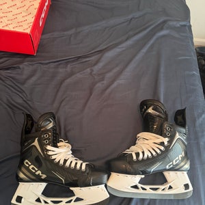 CCM Tacks XF Pro Hockey Skates Regular Width   9 (New)