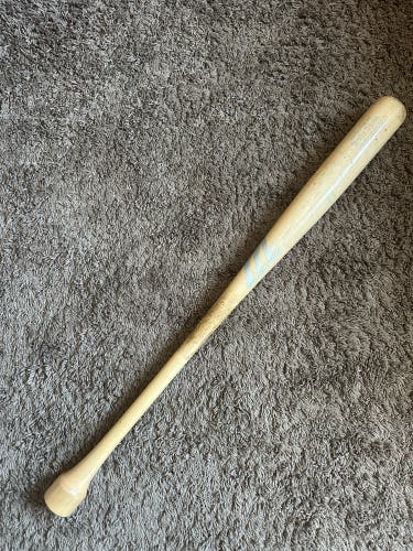 Marucci Pro Maple Puck Knob Wood Bat JD26 33”