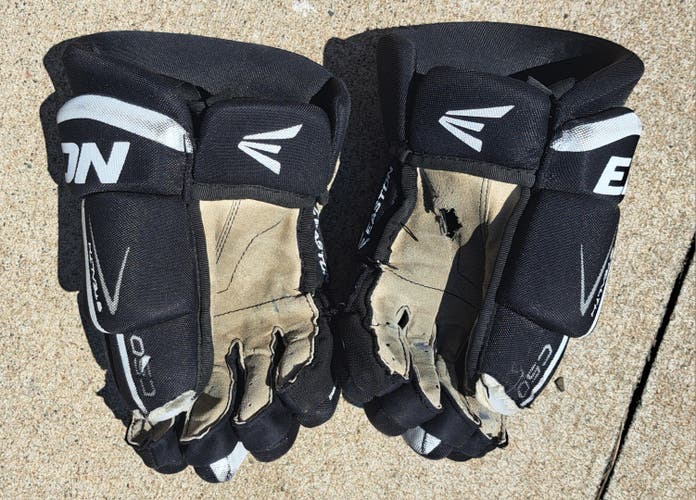 Easton Stealth c5.0 junior hockey player black Gloves 12" (Used)