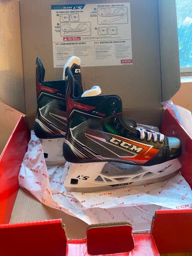NEW CCM Jetspeed FT460 Skates 10.5D