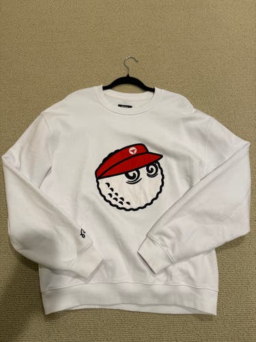 Taylormade buckets x Malbon White Crewneck Large