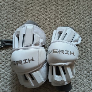 Medium Adult Maverik Max Arm Pads (Used)