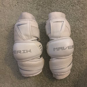 Maverick M6 Elbow Pads