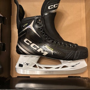 CCM Tacks XF80 hockey skates - size 11.5W